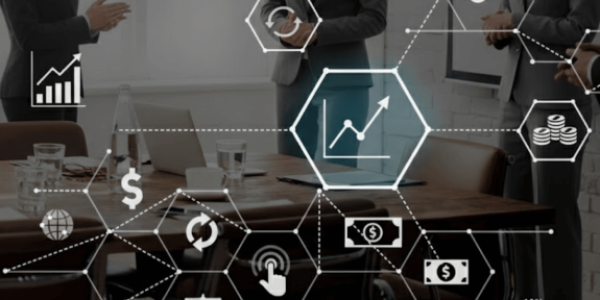 691d472dfa789523e41bf939_fractional-cfo-consultant-financial-strategy-meeting_1